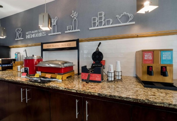 Hampton Inn By Hilton Columbia-I-26 Airport Area image 13