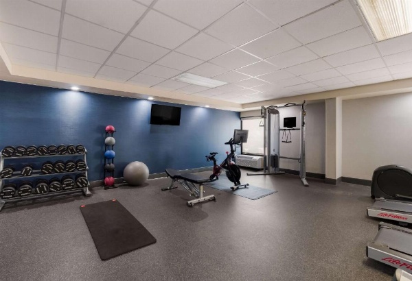 Hampton Inn By Hilton Columbia-I-26 Airport Area image 15