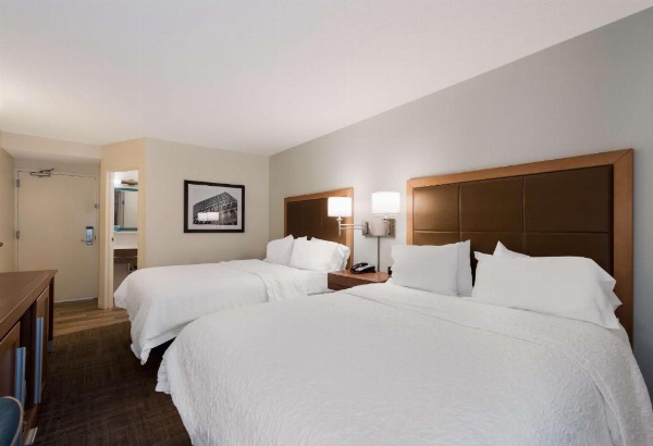 Hampton Inn By Hilton Columbia-I-26 Airport Area image 17