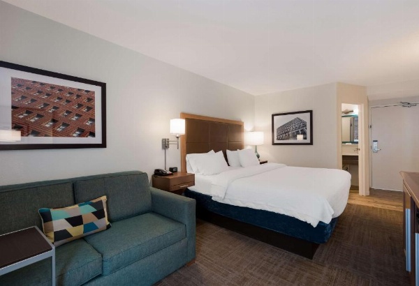 Hampton Inn By Hilton Columbia-I-26 Airport Area image 26